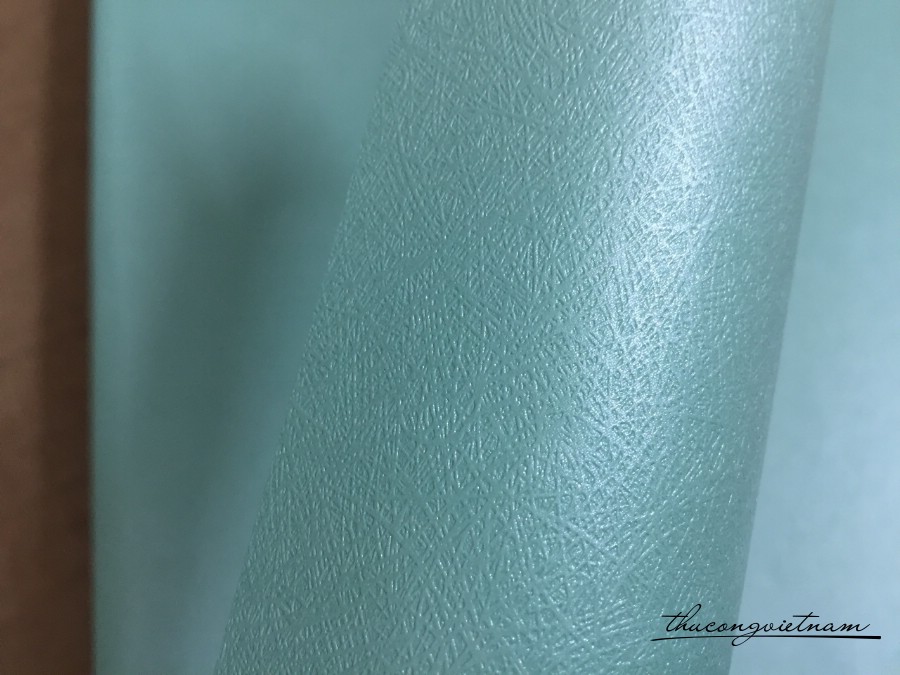 Giấy gân nổi nhũ cao cấp 50*70cm - Xanh mint