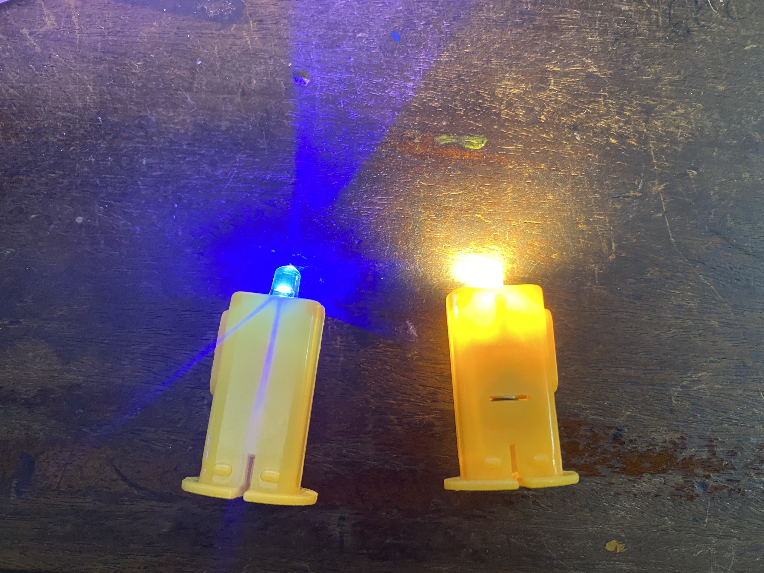 Den Pin Led Đèn led pin loại đủ màu 4*2cm (1 cái)