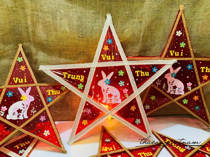 Lồng Đèn Ngôi Sao Giấy Kiếng - Mẫu Thỏ trắng và hoa (40cm)