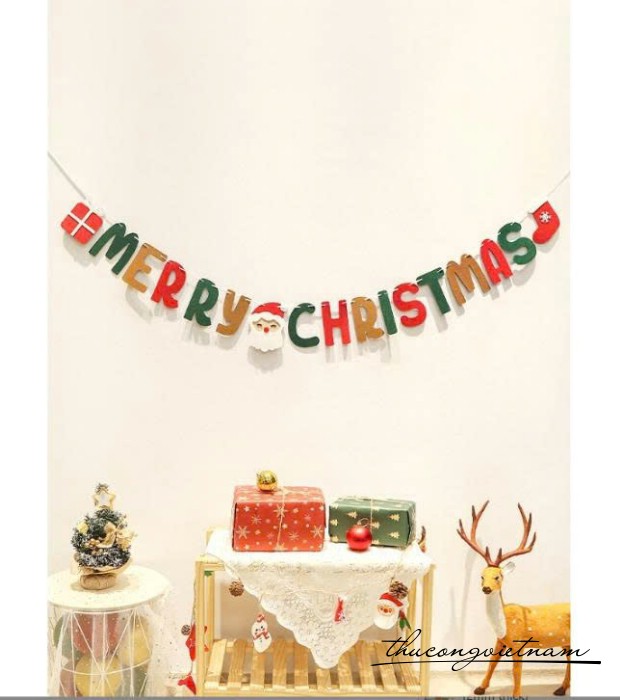 Dây chữ nỉ Merry Christmas – Mẫu Quà tặng & Tất đỏ