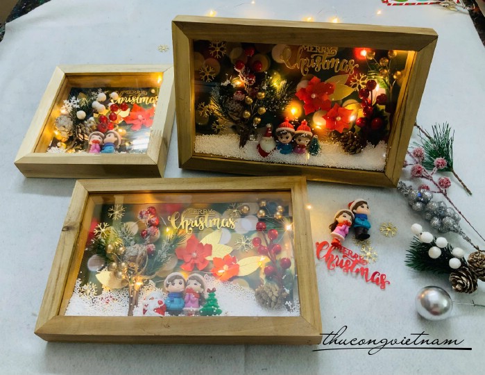 Khung Ảnh Giáng Sinh 3D Gắn Mica – Đèn Led Trang Trí (25x35cm)