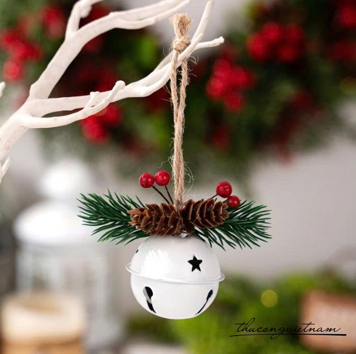 Chuông lục lạc Giáng Sinh màu trắng 8*8cm (29g)