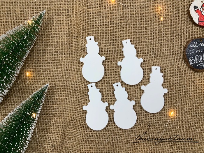 Foam trơn trang trí, họa tiết cắt sẵn - Người tuyết trơn