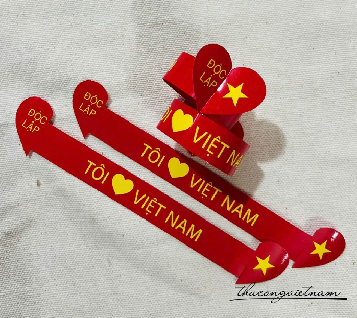 Vòng tay giấy Việt Nam (15cm)