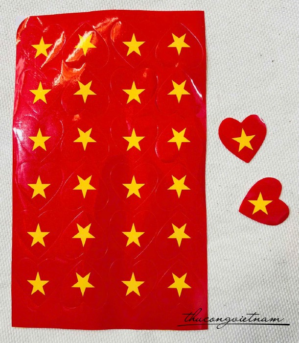 Sticker trái tim Việt Nam 24 trái tim - 3cm 2 tờ
