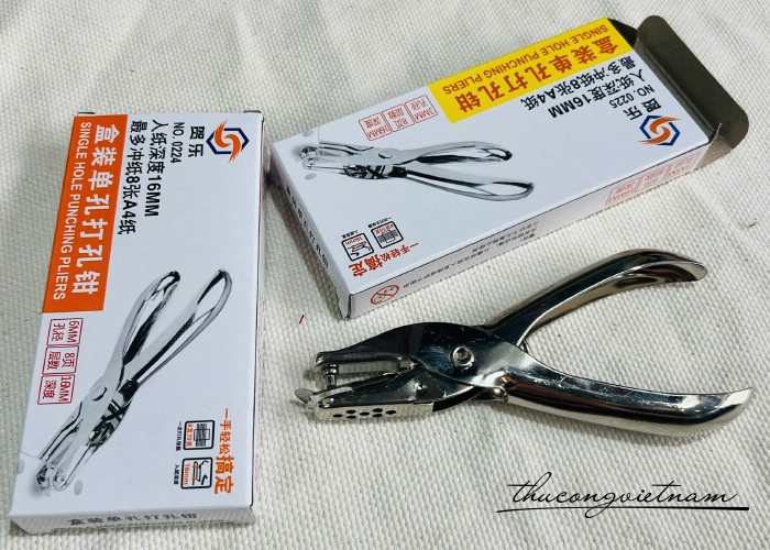 Bấm lỗ (2 size: 0.3cm và 0.6cm)