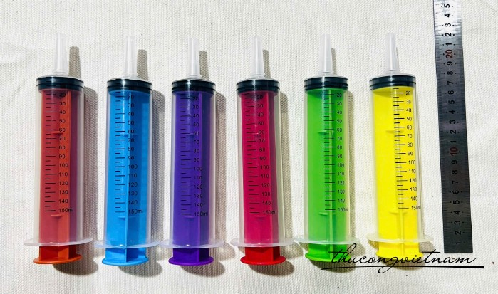 Ống tiêm dung tích 150ml