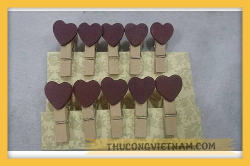 Kẹp gỗ hình tim màu tím than vỉ 10 cái