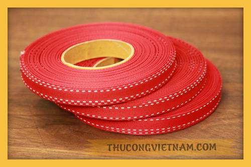 RBG 07 Ruy băng gân viền chỉ đỏ
