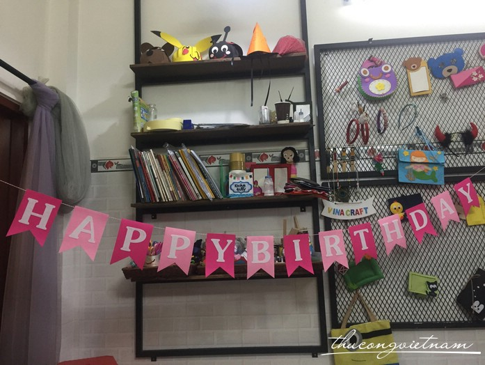 Dây treo Happy birthday vải nỉ màu hồng