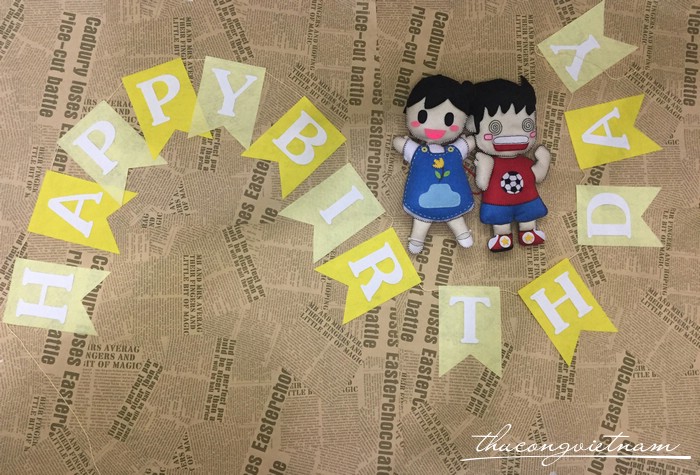Dây treo Happy birthday vải nỉ màu vàng