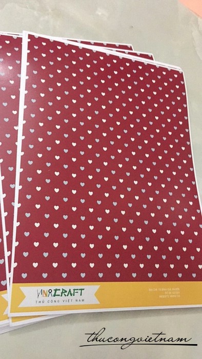 Giấy scrapbook tim mẫu 7