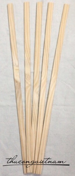 Gỗ thông chữ nhật dẹp 62x2x0.2cm